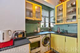 Sea Crest Terrace image 4