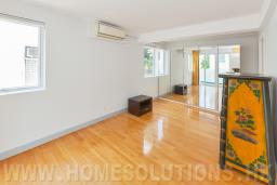 Cheung Sha Village House image 4