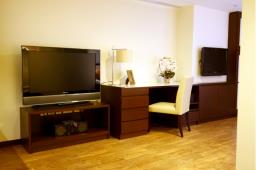 218 Apartment image 2