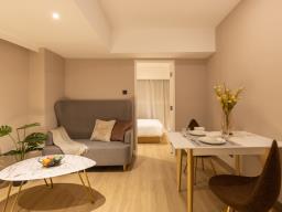 Regent Heights Serviced Apartment image 2
